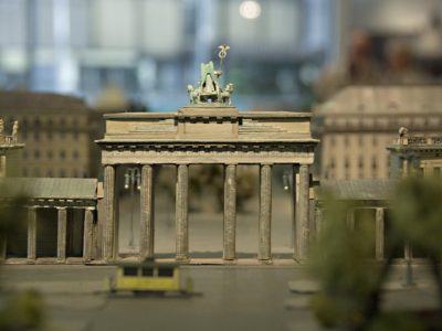 individual-tom-abraham-brandenburger tor